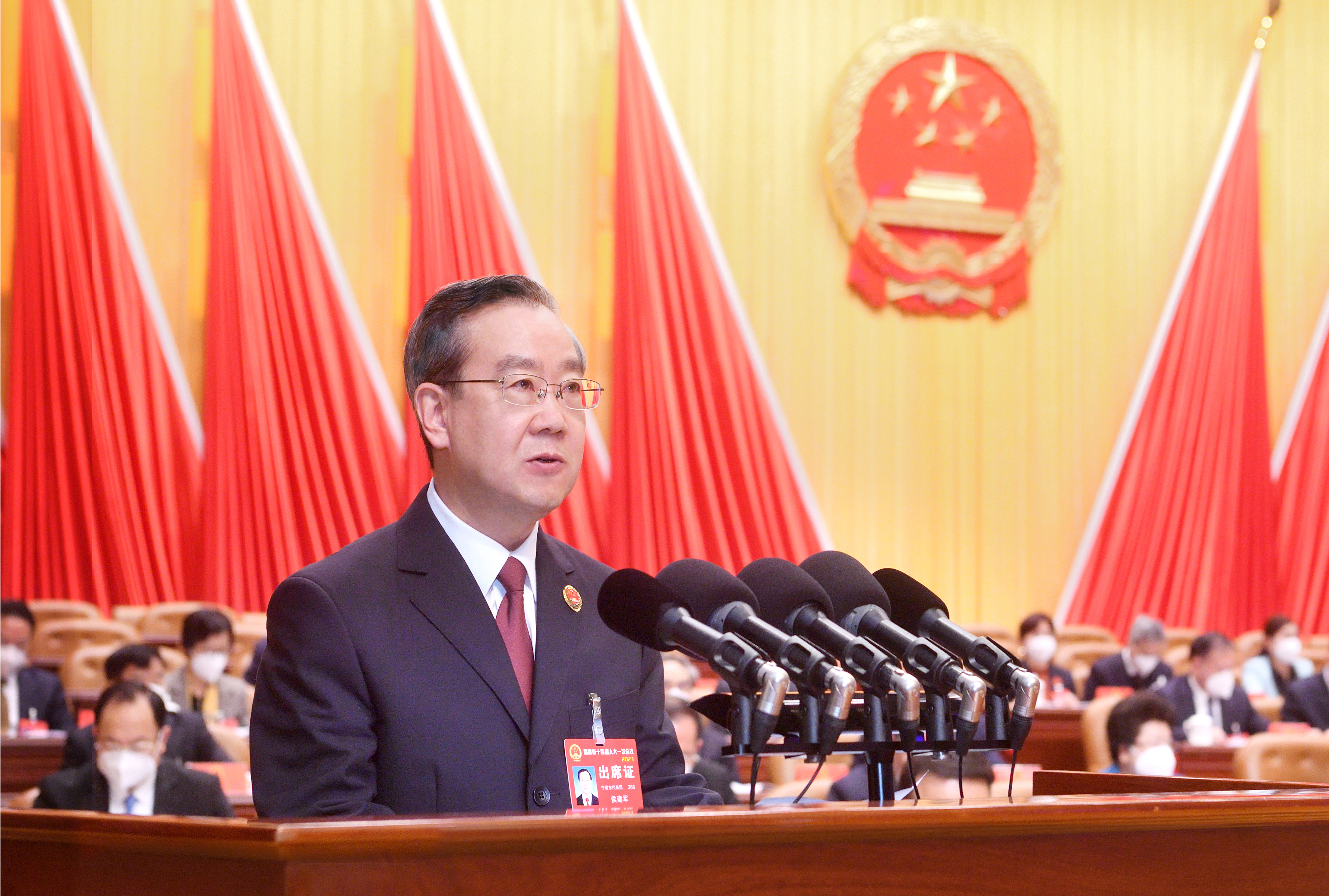 关注“两会”｜侯建军代检察长作福建省人民检察院工作报告